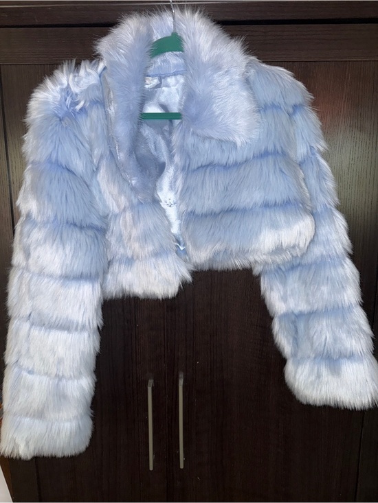 iHeartRaves Jackets & Blazers - iHeartRaves Light Blue Faux Fur Cropped Puffer Jacket